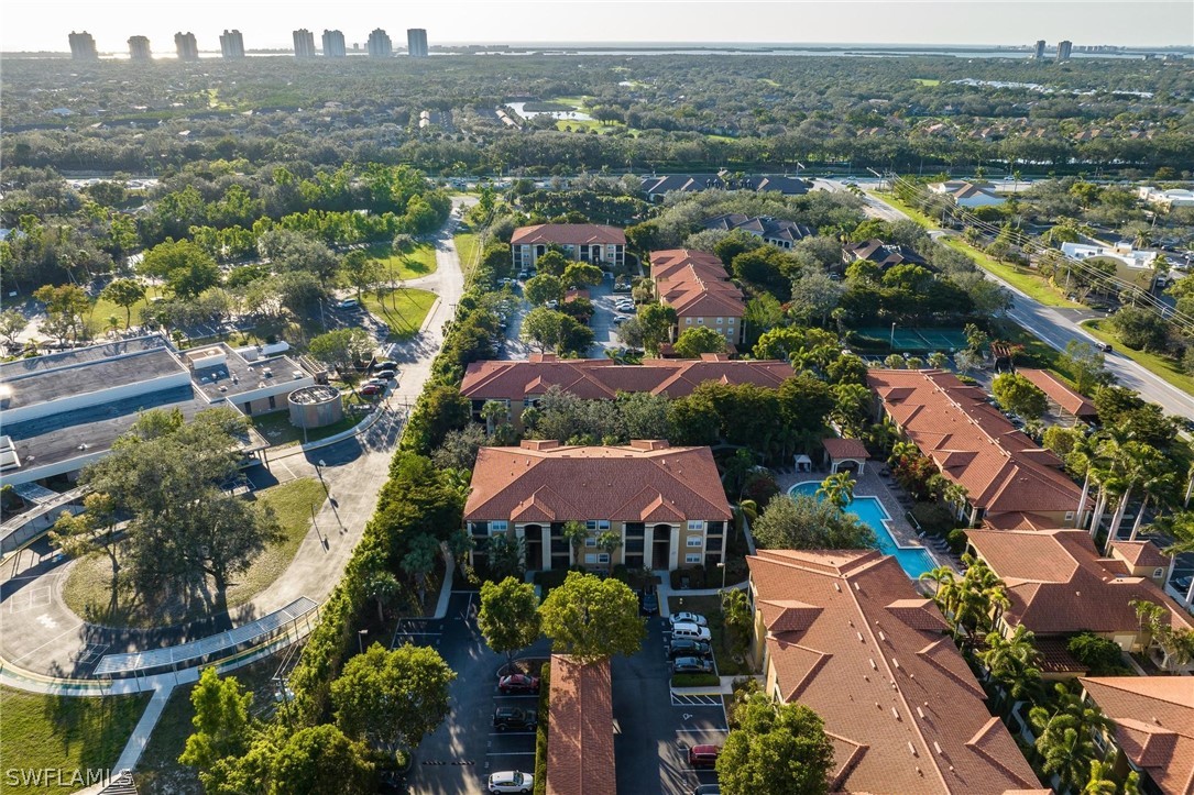 8960 Colonnades CT E 933