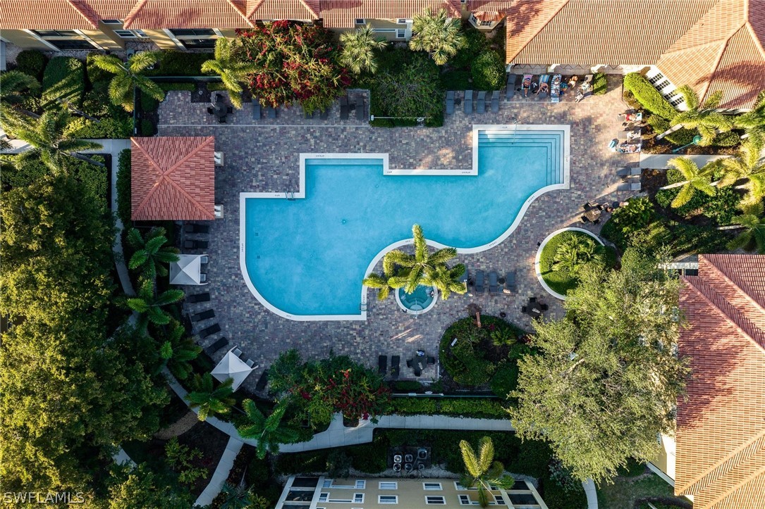 8960 Colonnades CT E 933