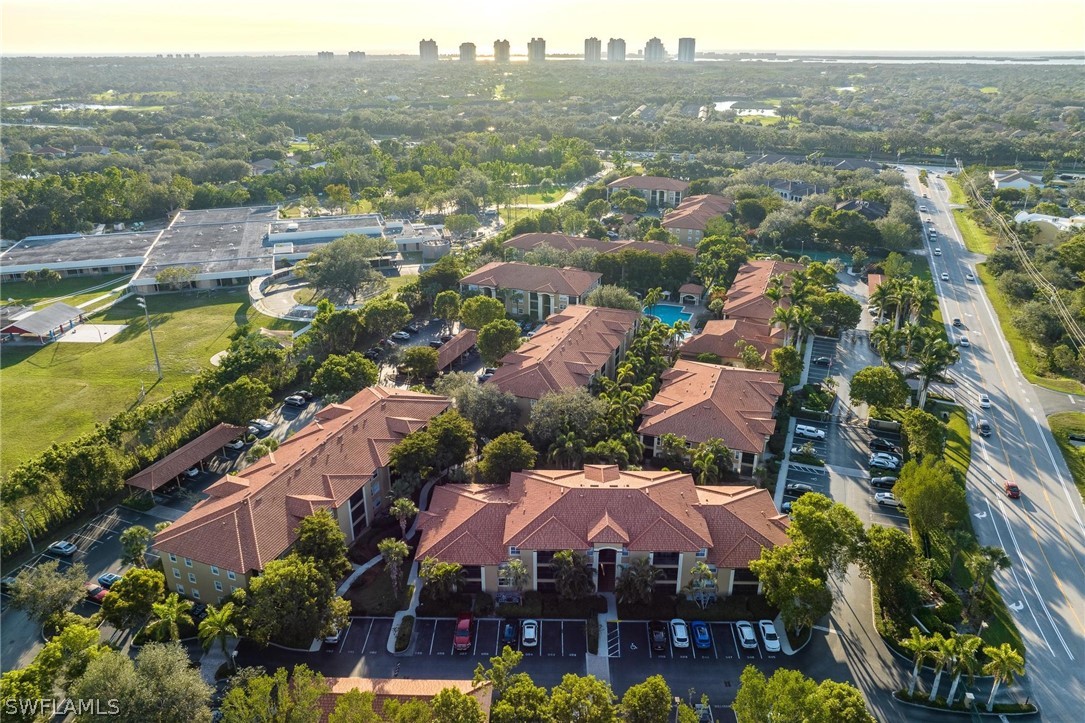 8960 Colonnades CT E 933