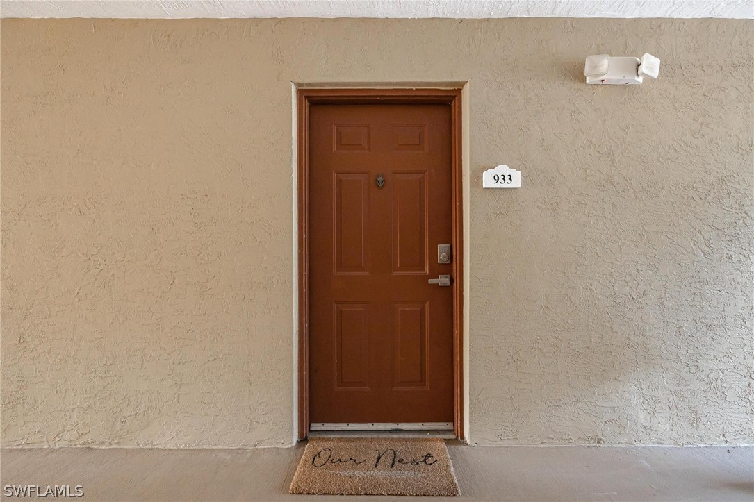 8960 Colonnades CT E 933