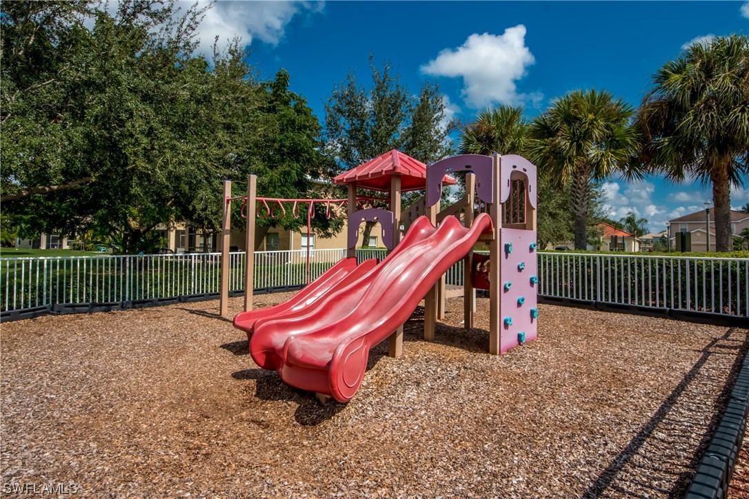 2233 Cape Heather CIR