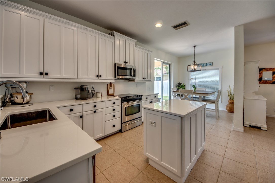 2233 Cape Heather CIR