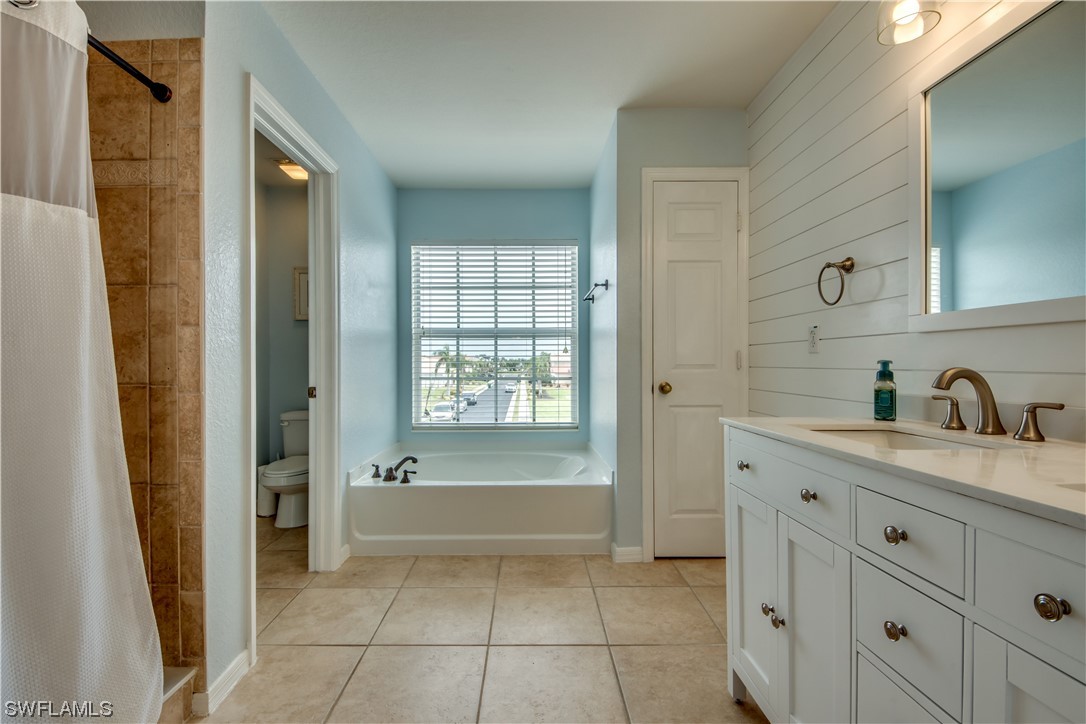 2233 Cape Heather CIR