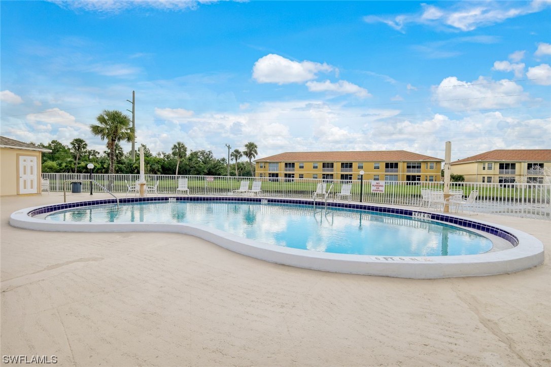 1100 Pondella RD 611