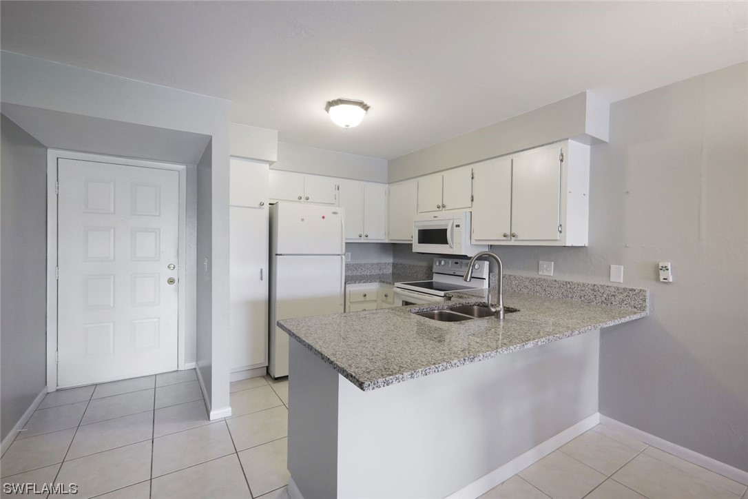 1100 Pondella RD 611