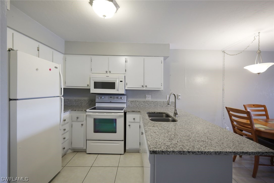 1100 Pondella RD 611