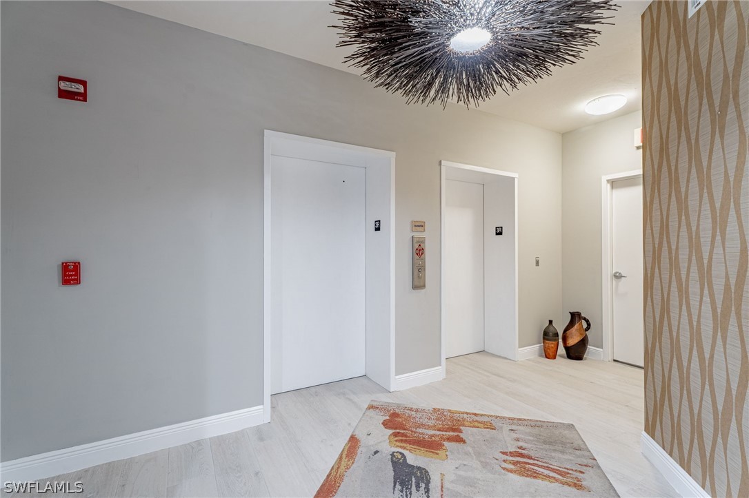 6061 Silver King BLVD 303