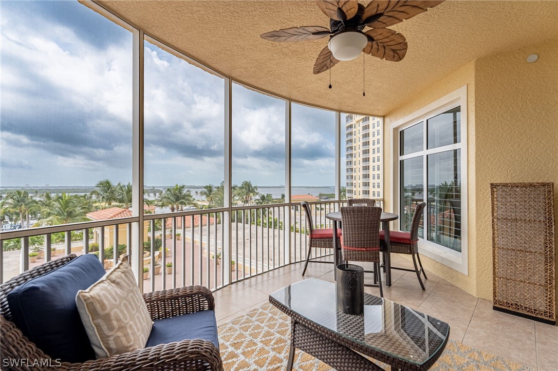 6061 Silver King BLVD 303