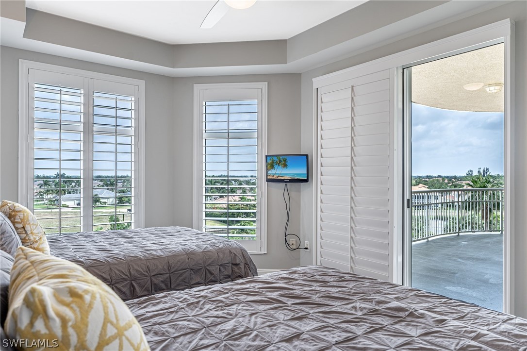 6061 Silver King BLVD 303