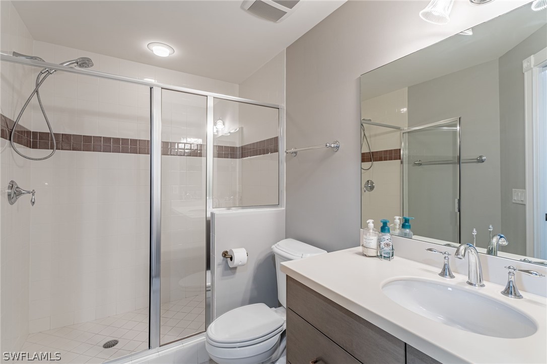 6061 Silver King BLVD 303