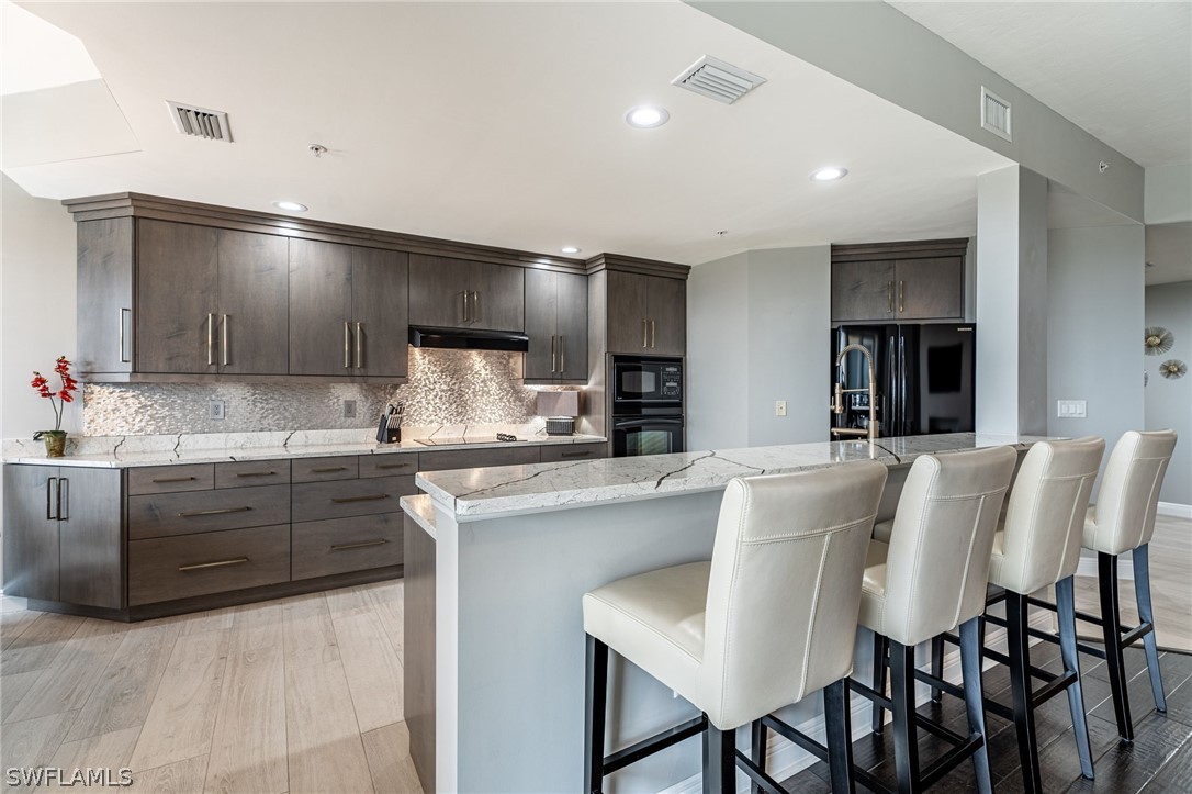 6061 Silver King BLVD 303