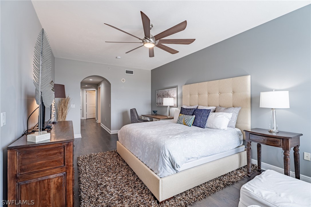 6061 Silver King BLVD 303