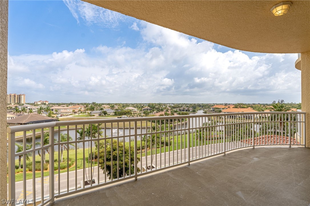 6061 Silver King BLVD 303