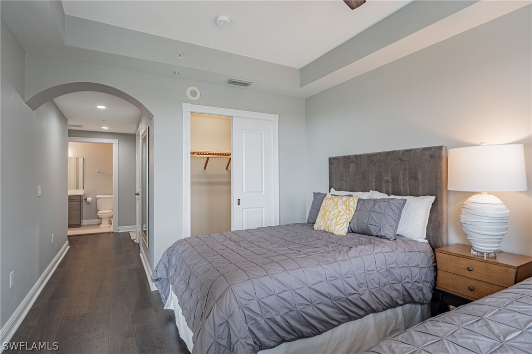 6061 Silver King BLVD 303