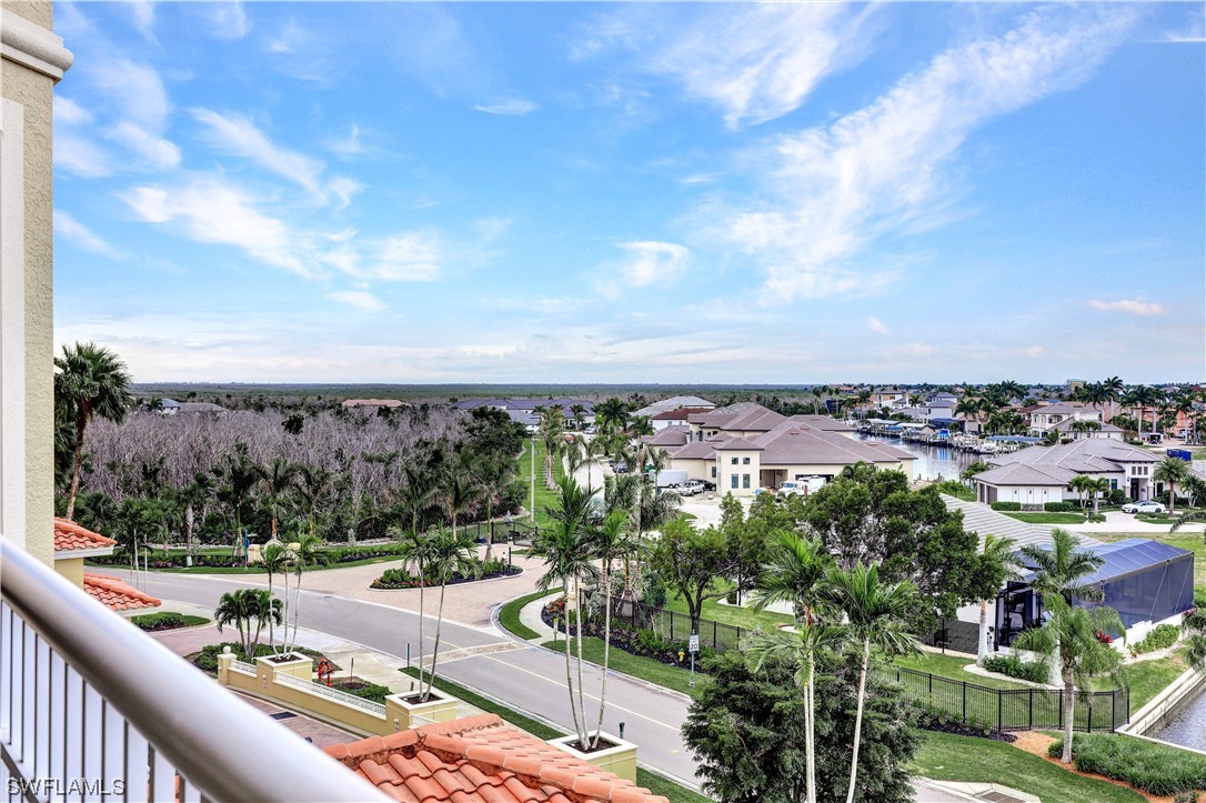 6061 Silver King BLVD 303