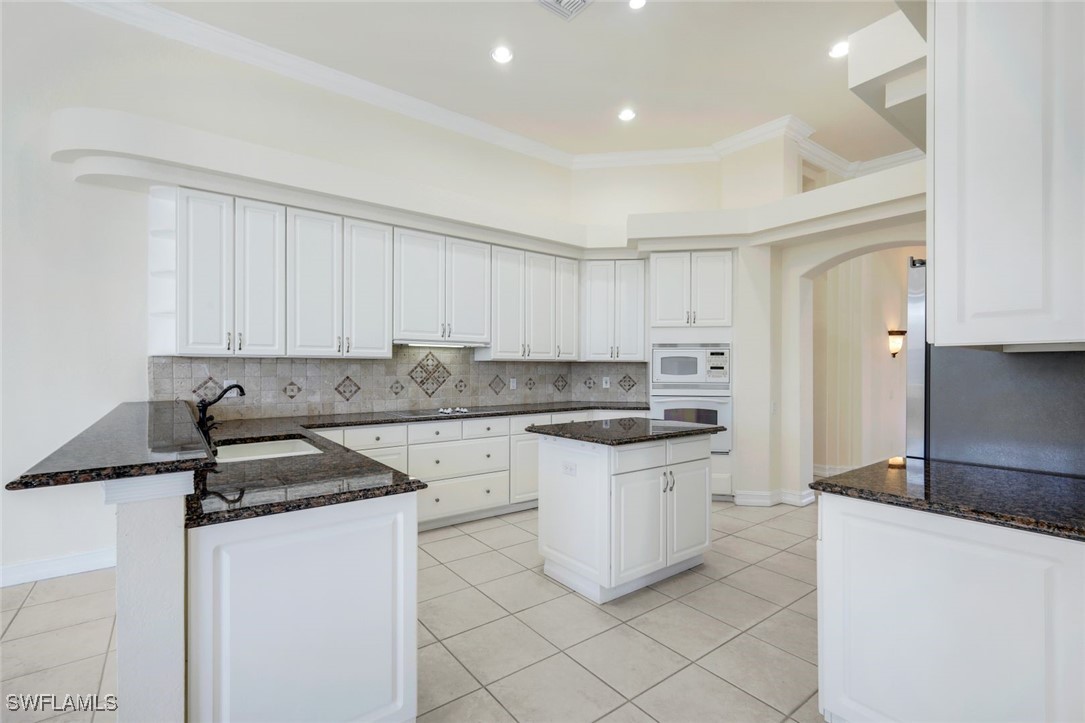 2014 El Dorado PKWY W