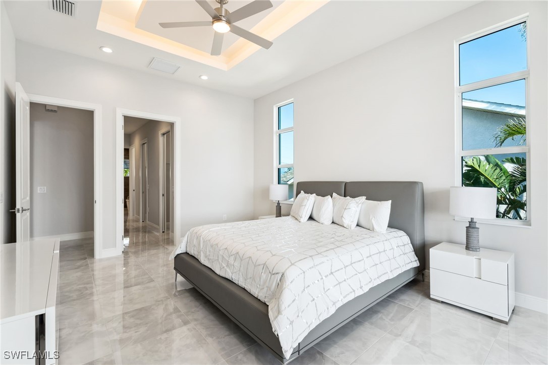 428 SW 53rd TER