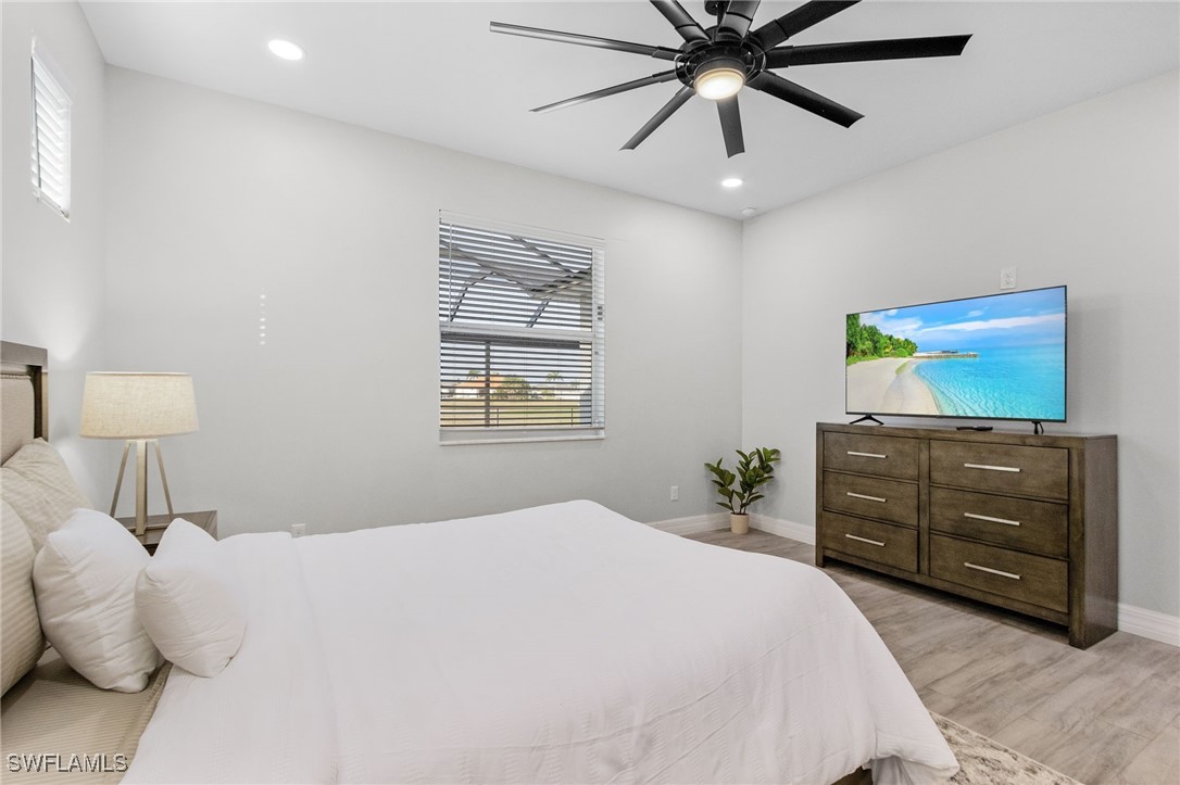 1516 NW 38th AVE