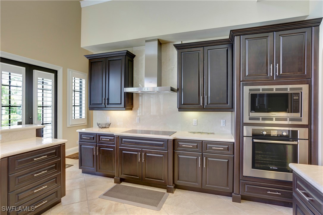 2138 El Dorado PKWY W