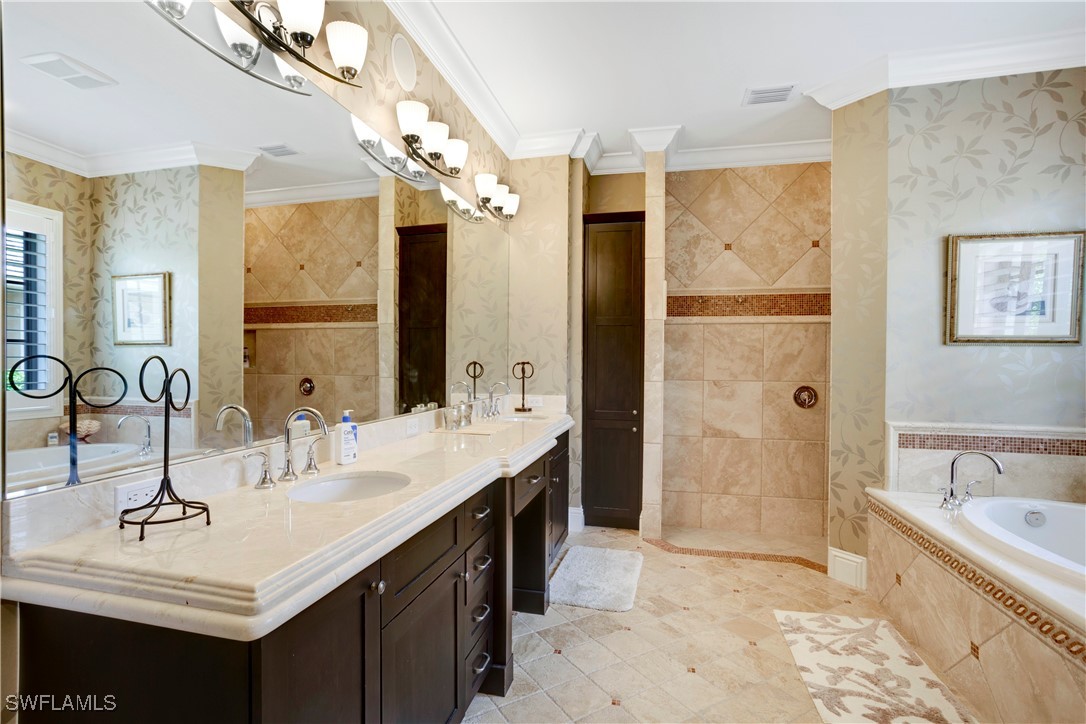 2138 El Dorado PKWY W