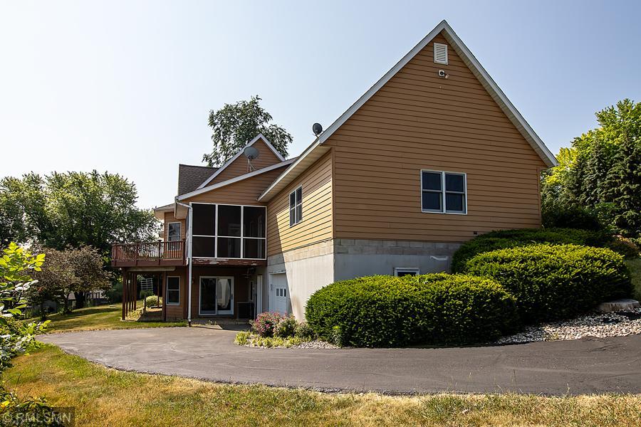 6115 Shamrock Drive