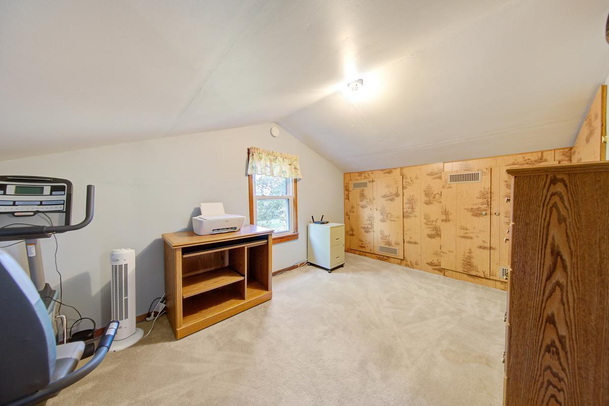 9811 130th Street W