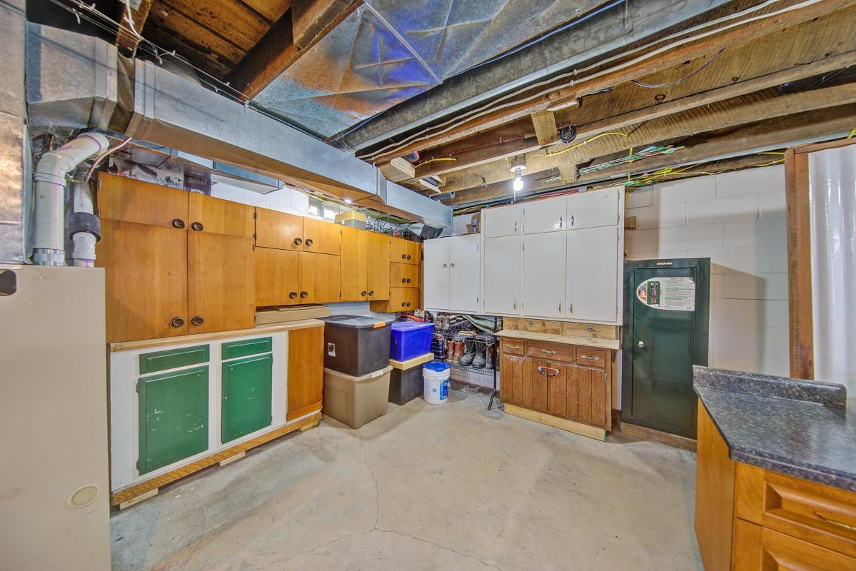 9811 130th Street W