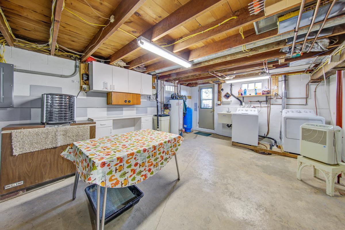 9811 130th Street W