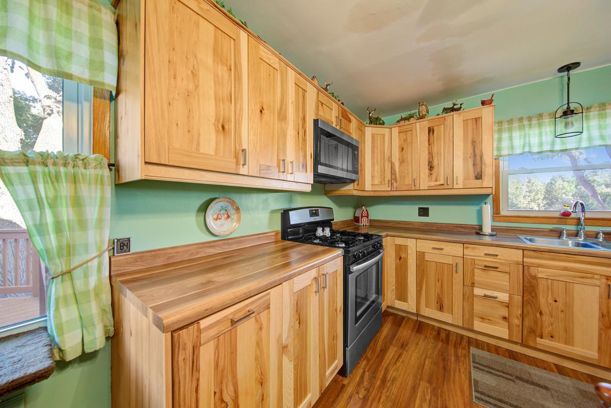 9811 130th Street W