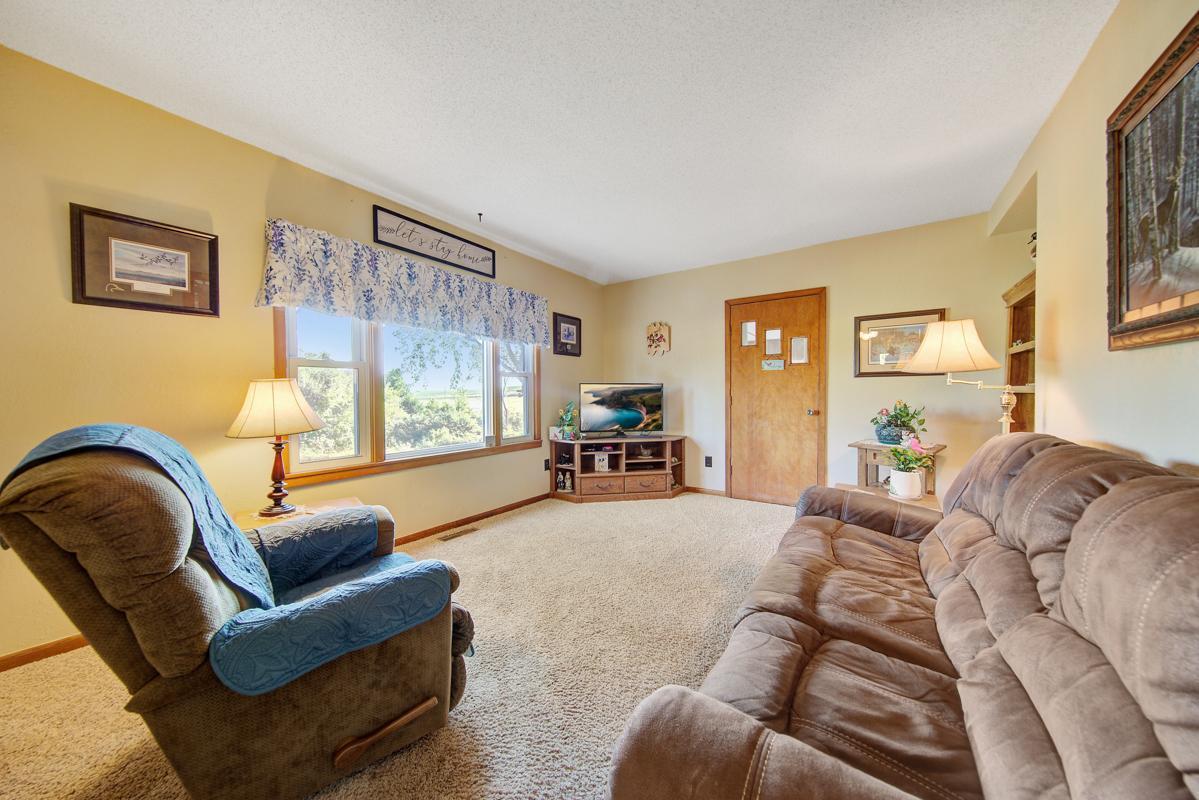 9811 130th Street W