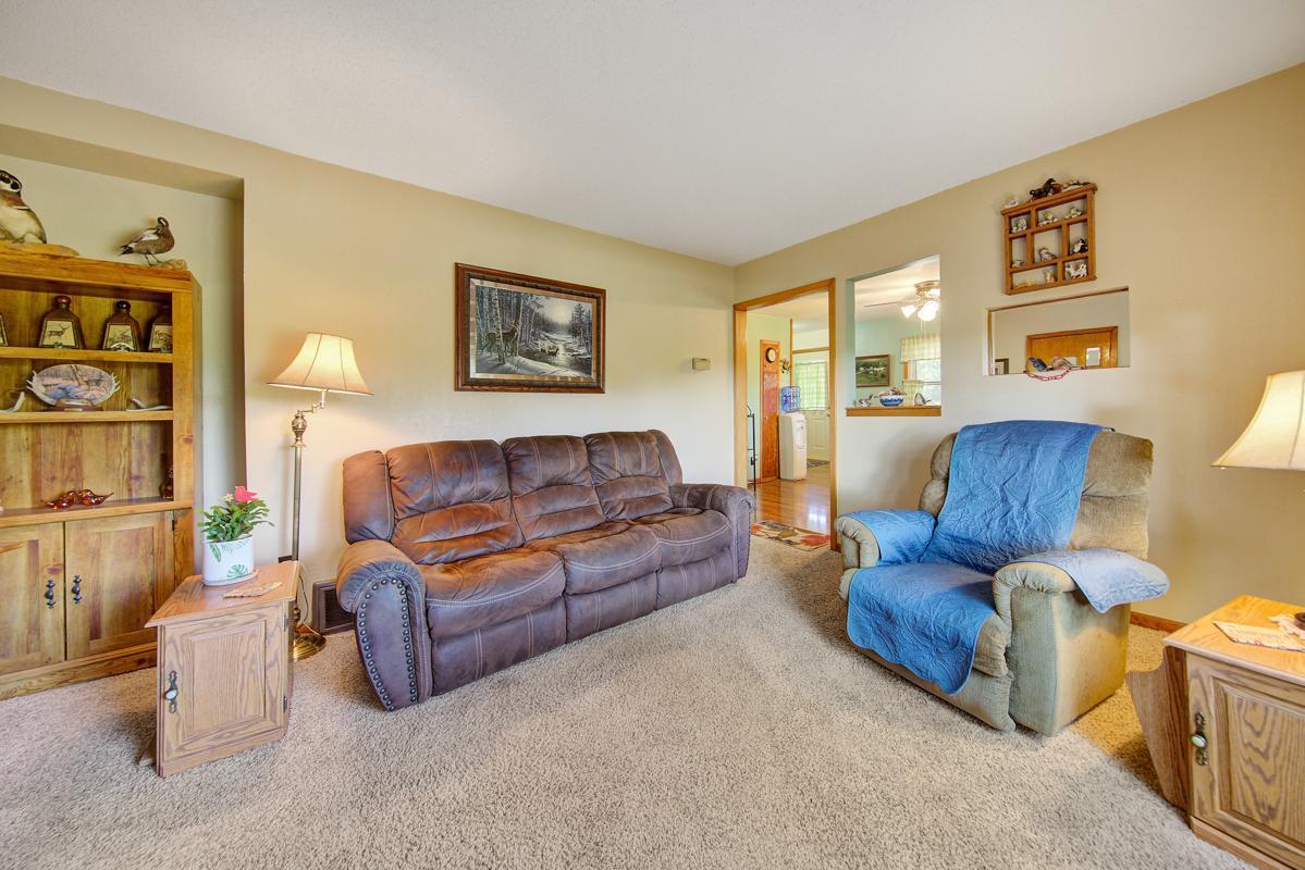 9811 130th Street W