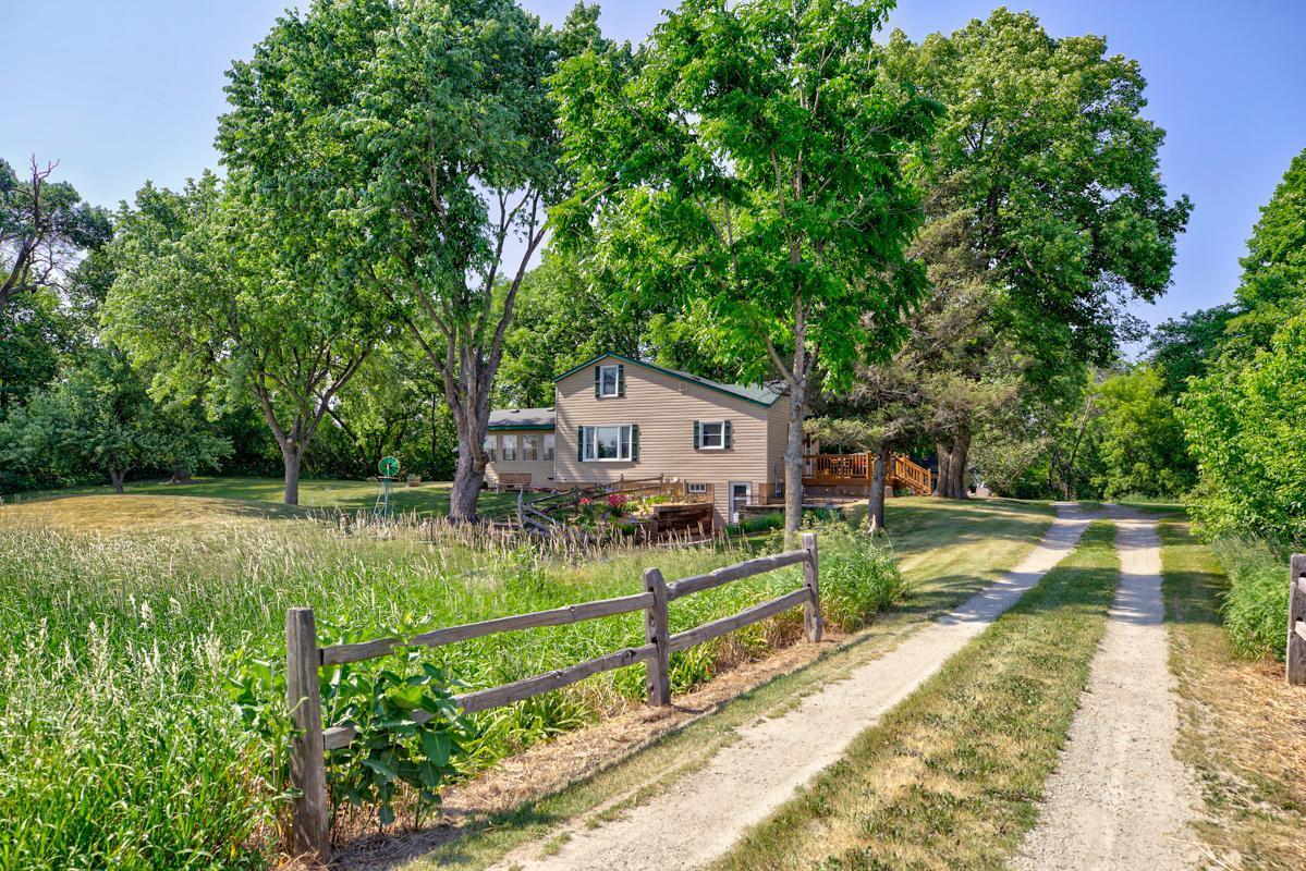 9811 130th Street W