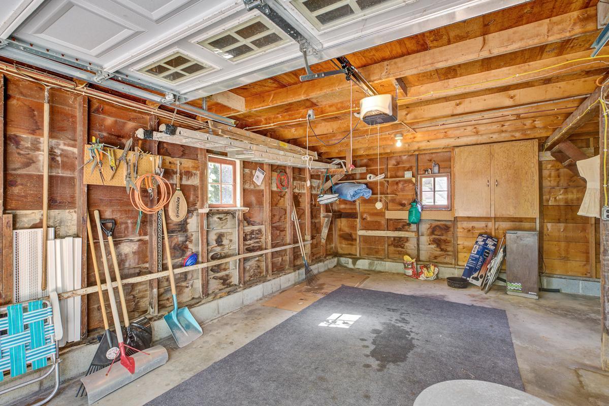 107 Bloomer Street E