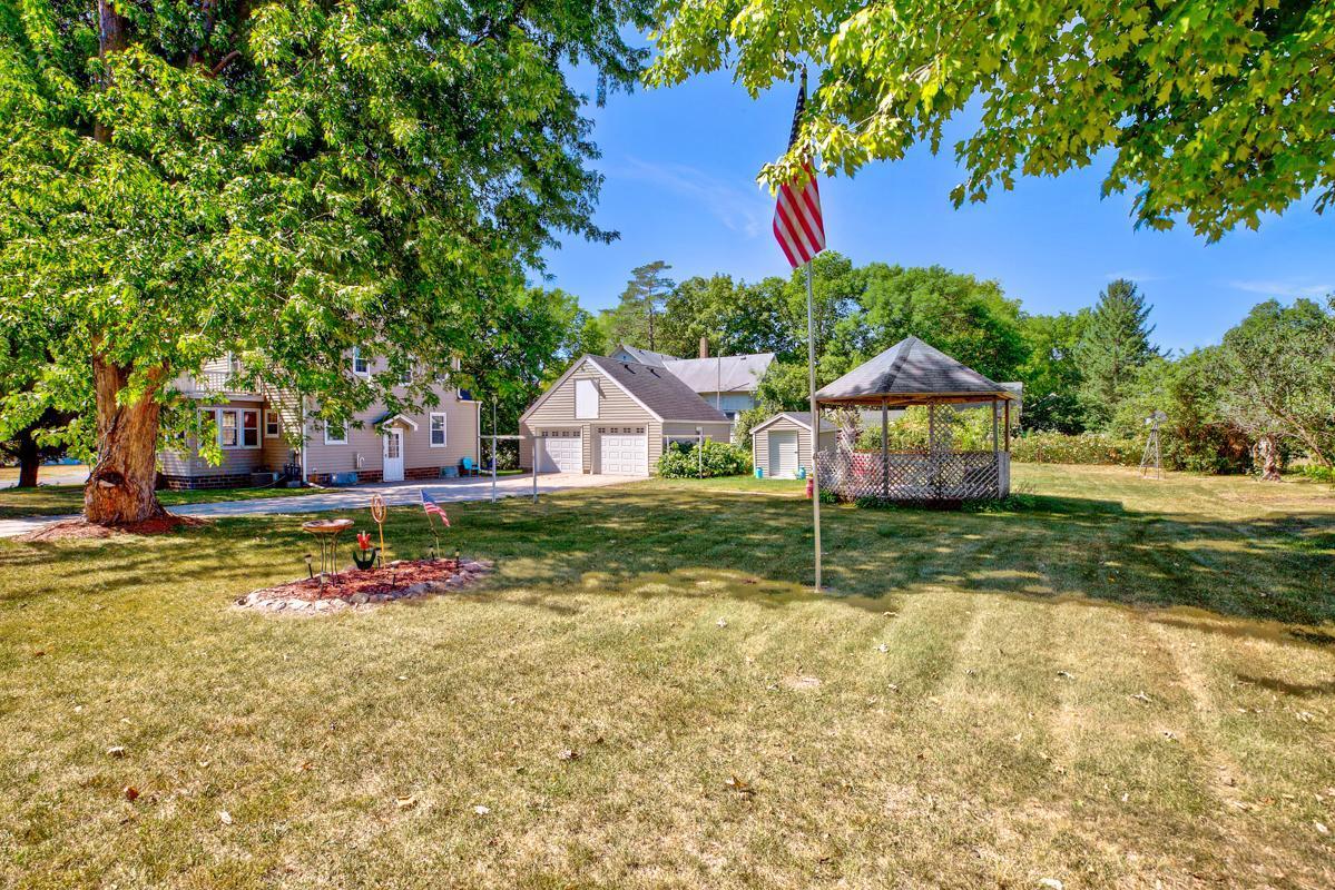 107 Bloomer Street E