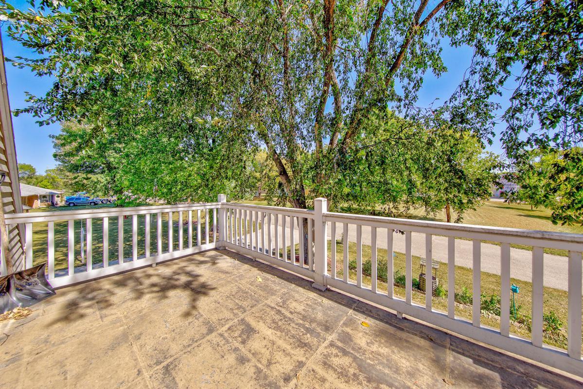 107 Bloomer Street E