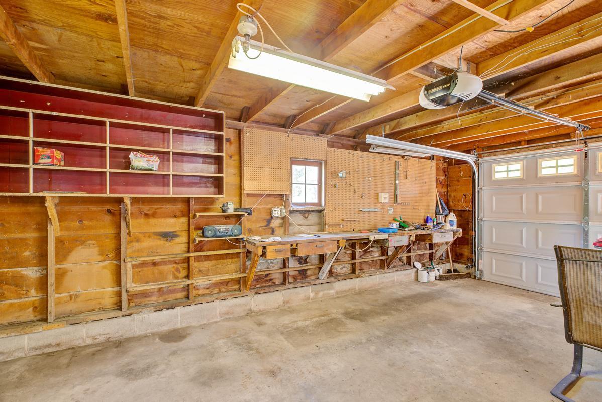 107 Bloomer Street E
