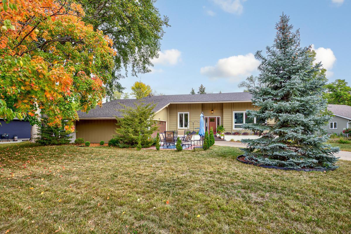 2429 Woodland Drive
