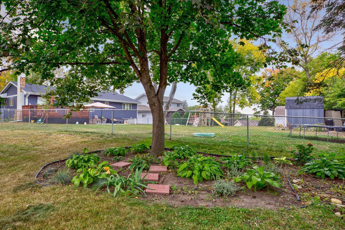 2429 Woodland Drive