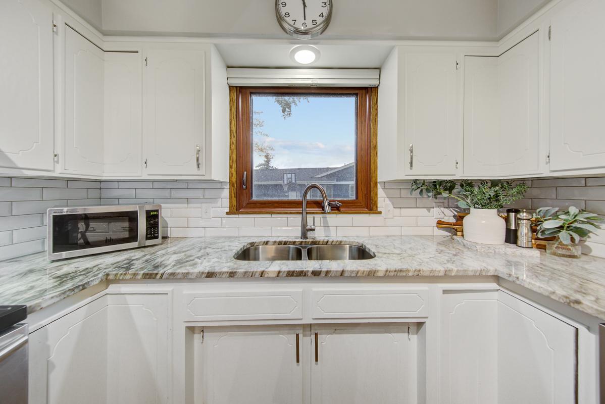 2429 Woodland Drive