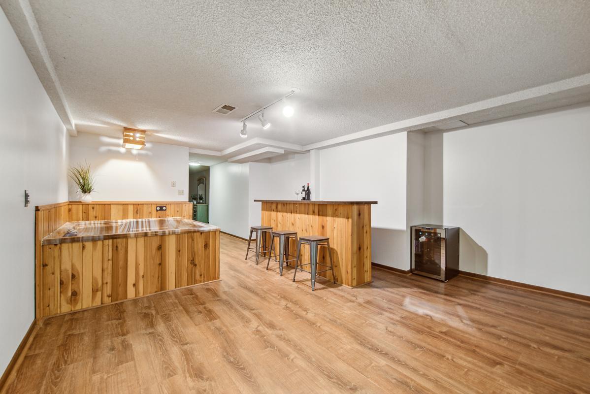 2429 Woodland Drive