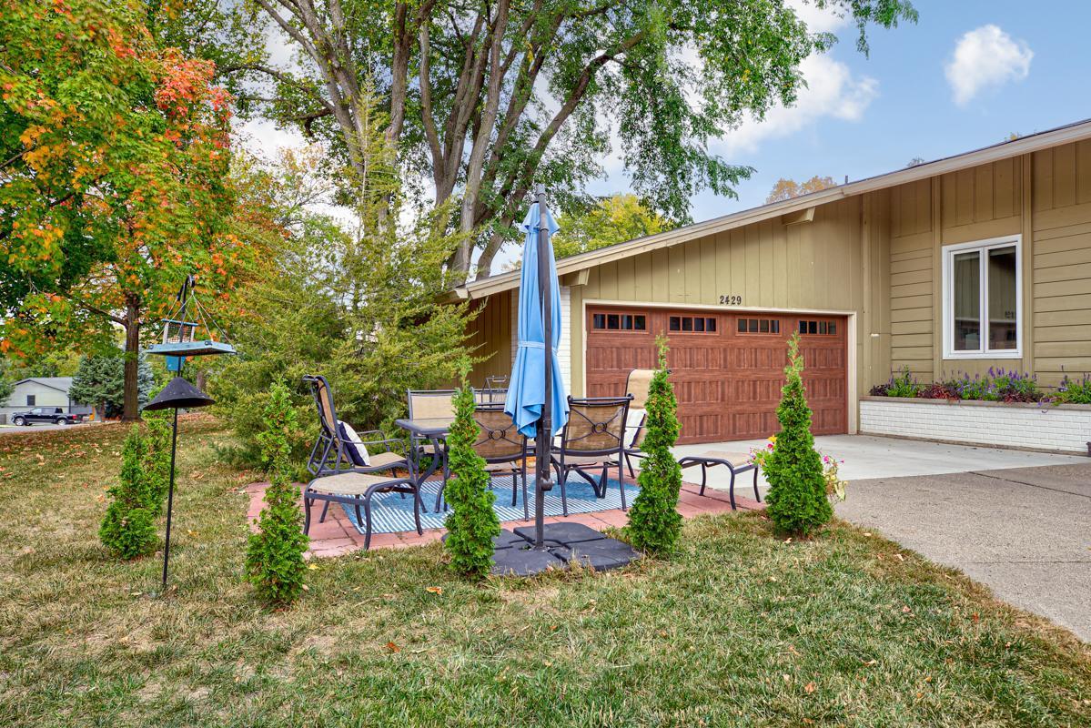 2429 Woodland Drive