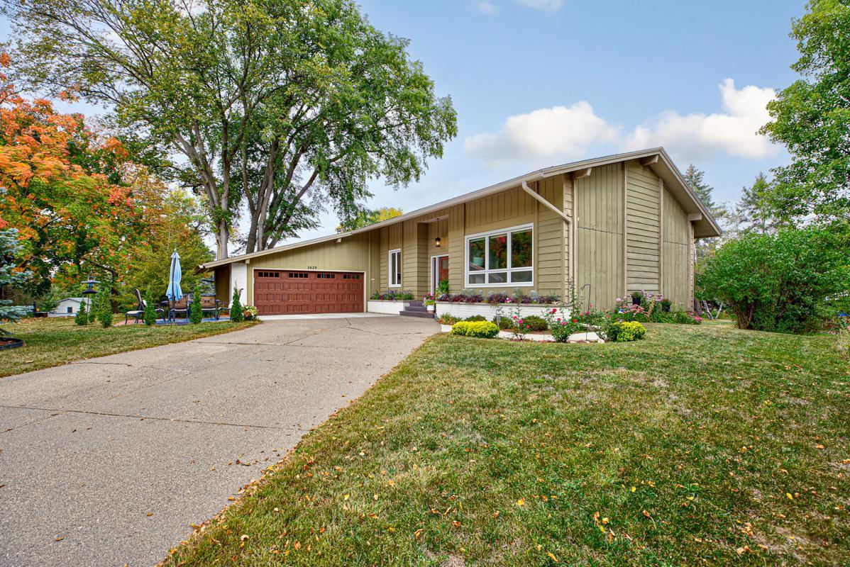 2429 Woodland Drive