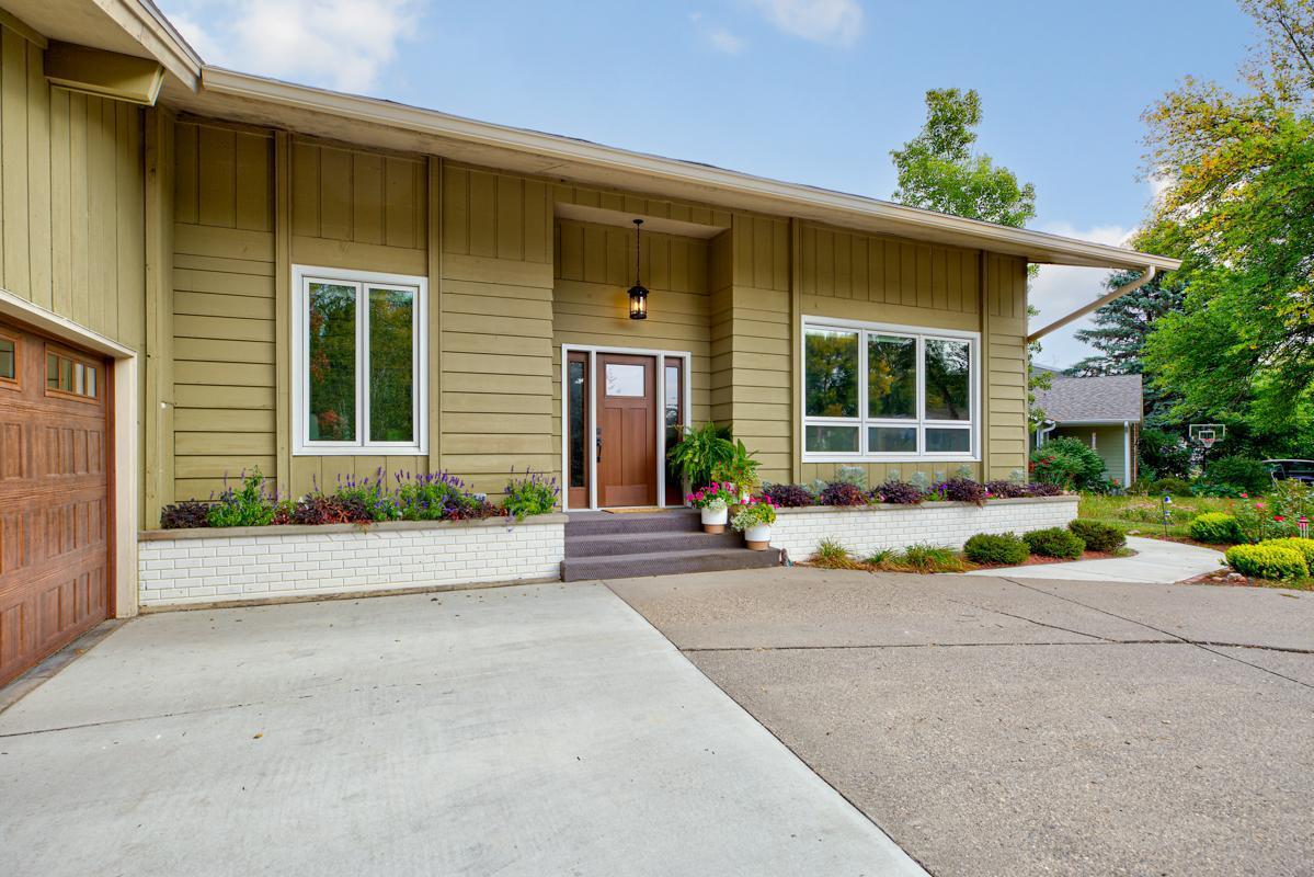 2429 Woodland Drive
