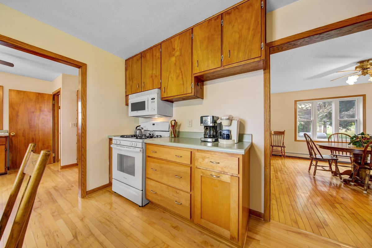 1981 130th Street E