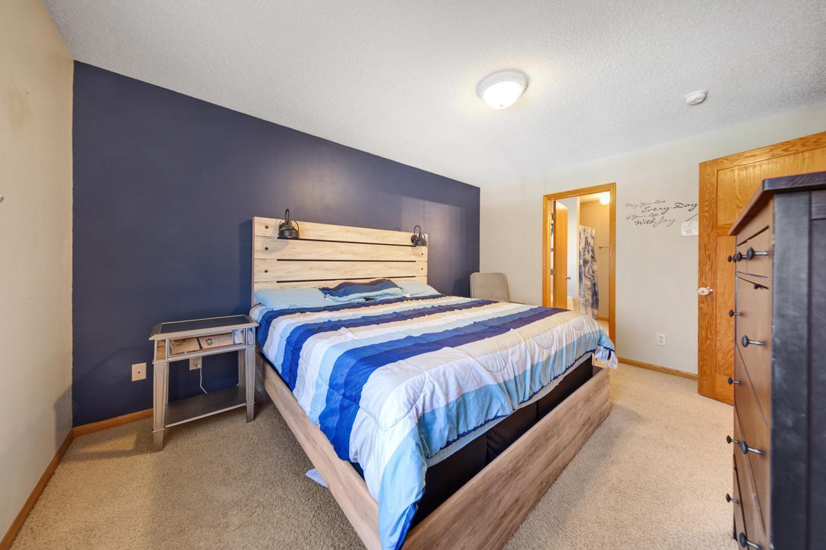 1713 14th Street NE