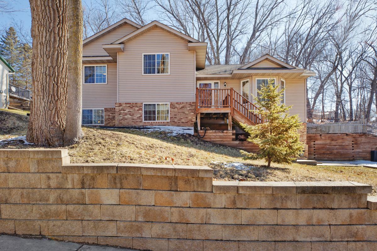 1713 14th Street NE