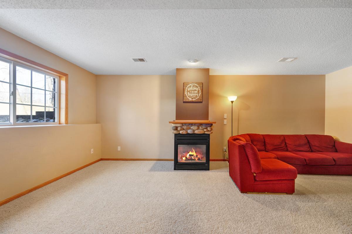1713 14th Street NE