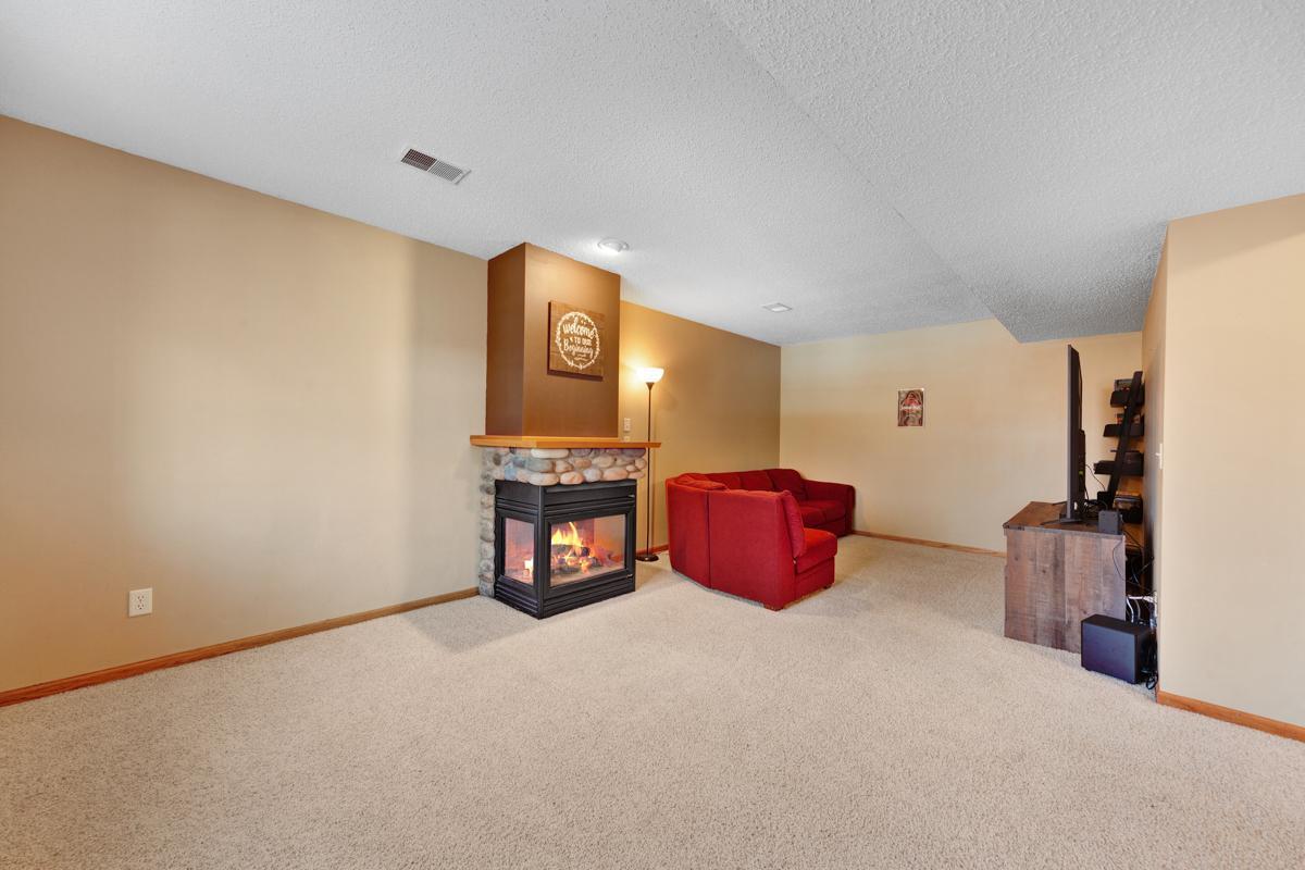 1713 14th Street NE