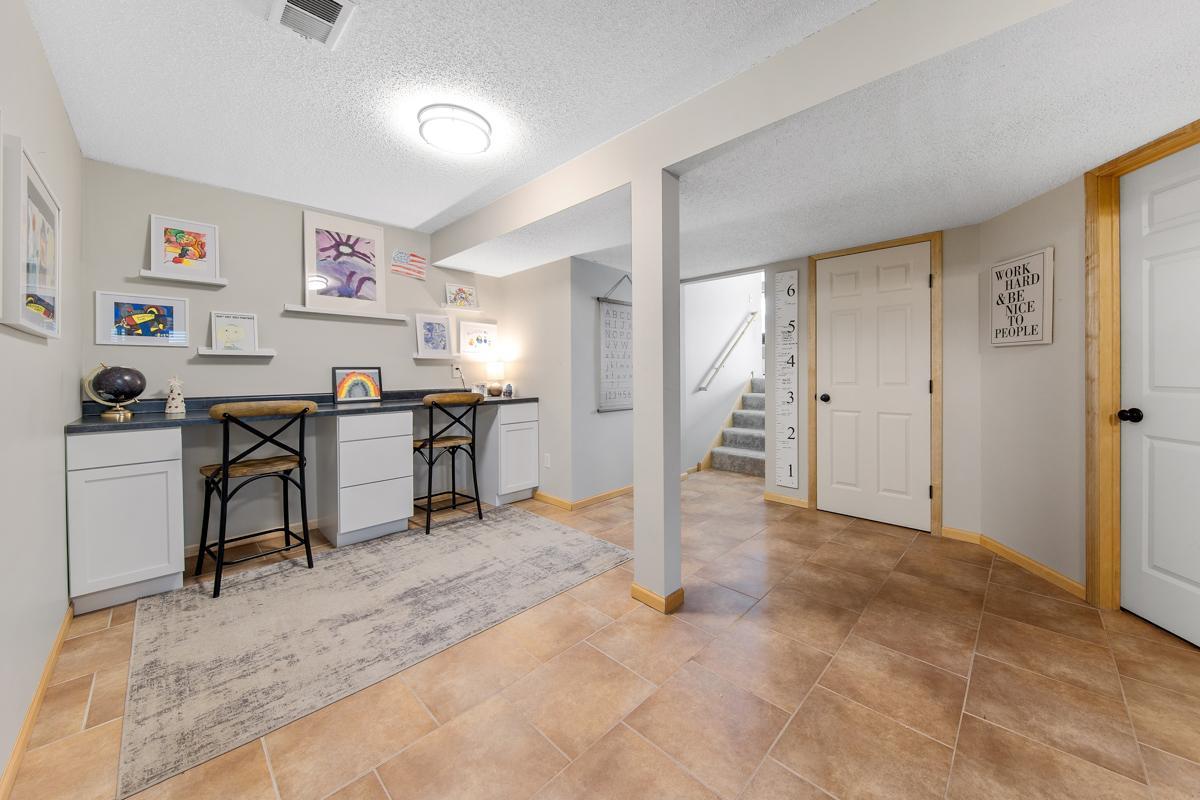 1243 Southview Drive
