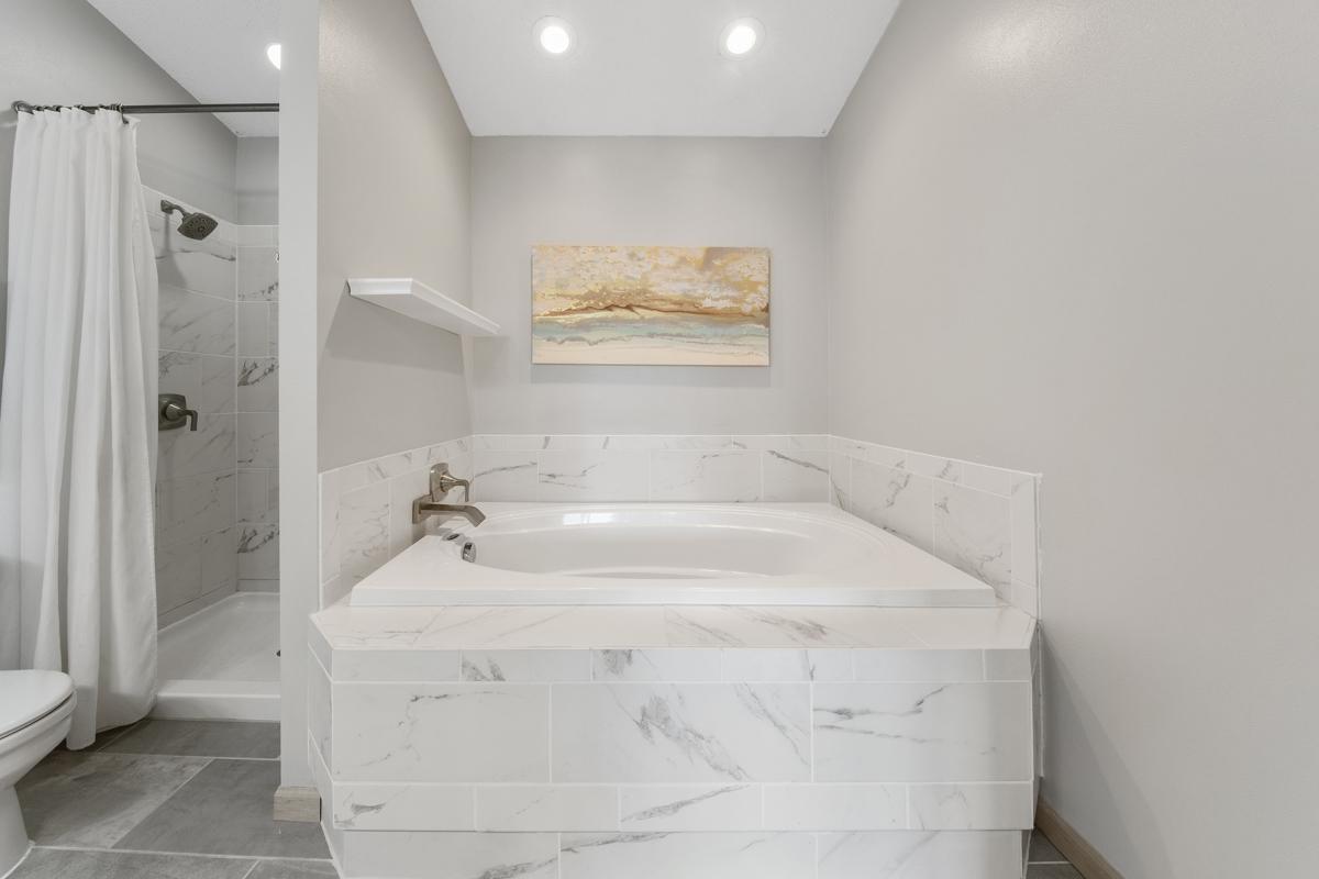 1243 Southview Drive